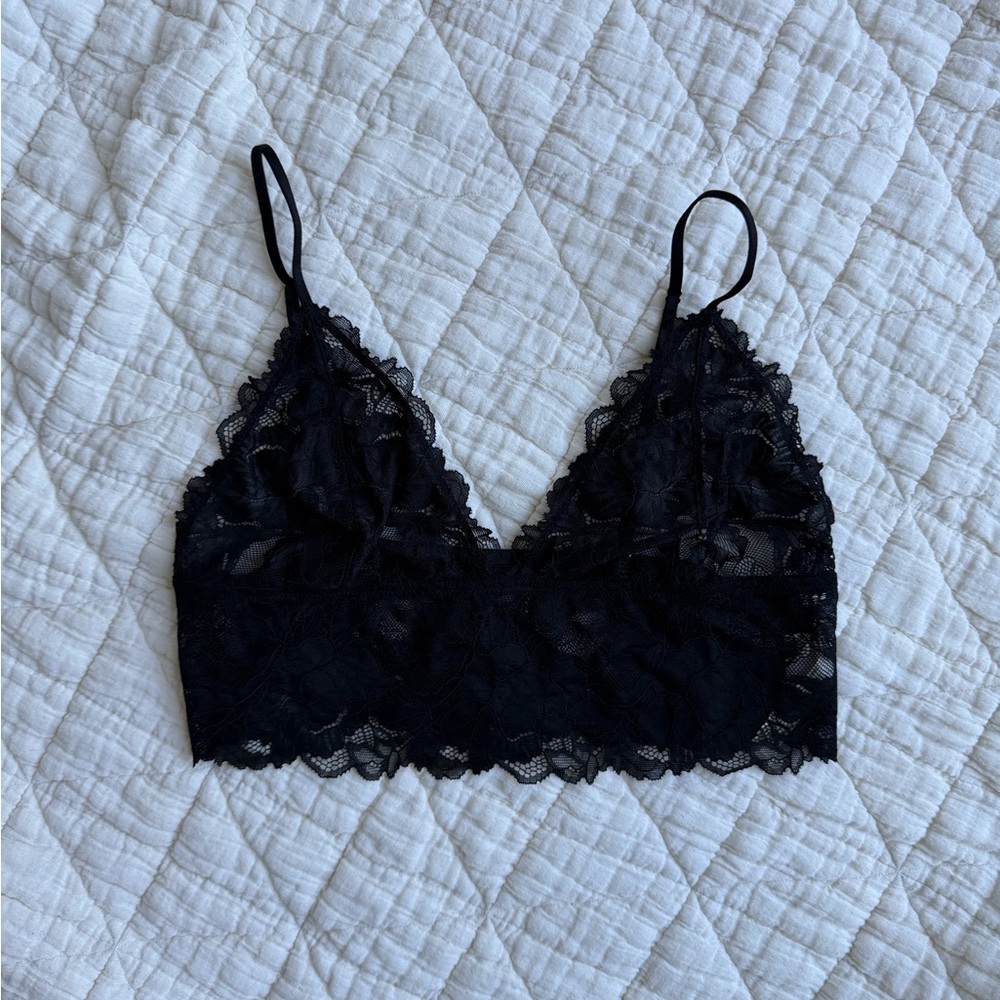 Intimately by Free People Black Lace Bralette NWOT L